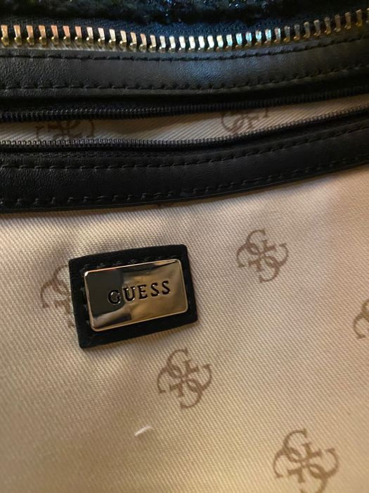 Guess дамска чанта