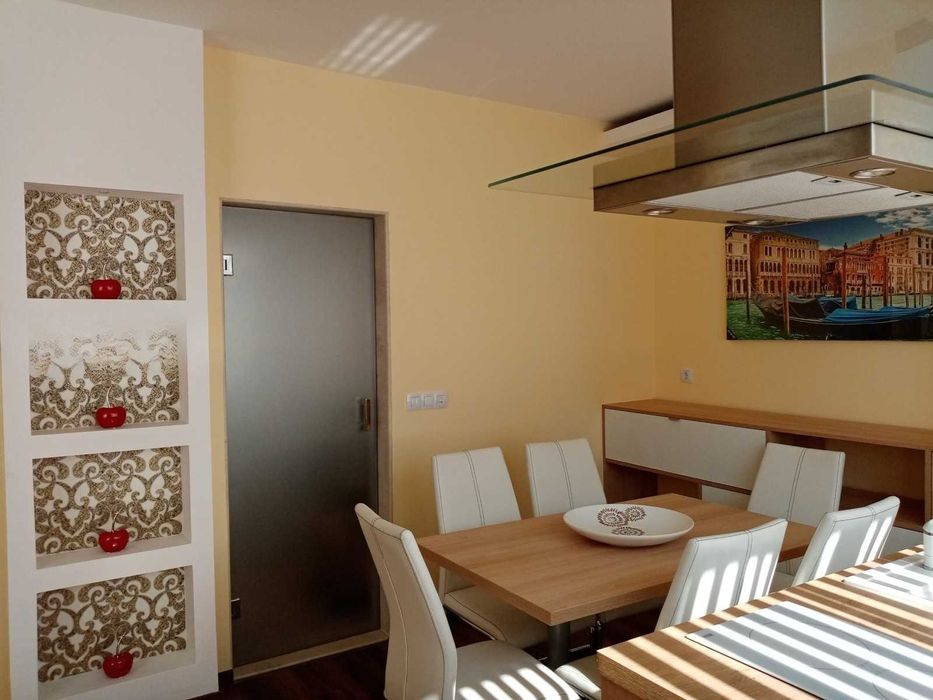 Дава се под наем Двустаен апартамент в София, Лозенец - 56 кв.м за 600 € - Снимка #14