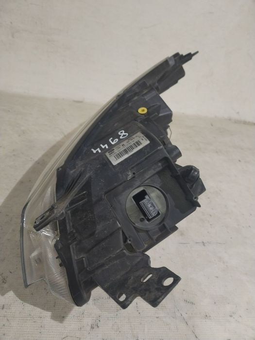 Far dreapta xenon, Ford Kuga, 2012, 2013, 2014, 2015, 2016, cod origine OE CV44-13D154-AG.