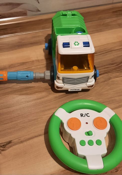 Машина на радиоуправлении