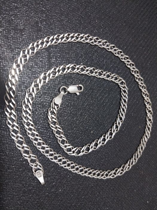 Цепочка серебряние.