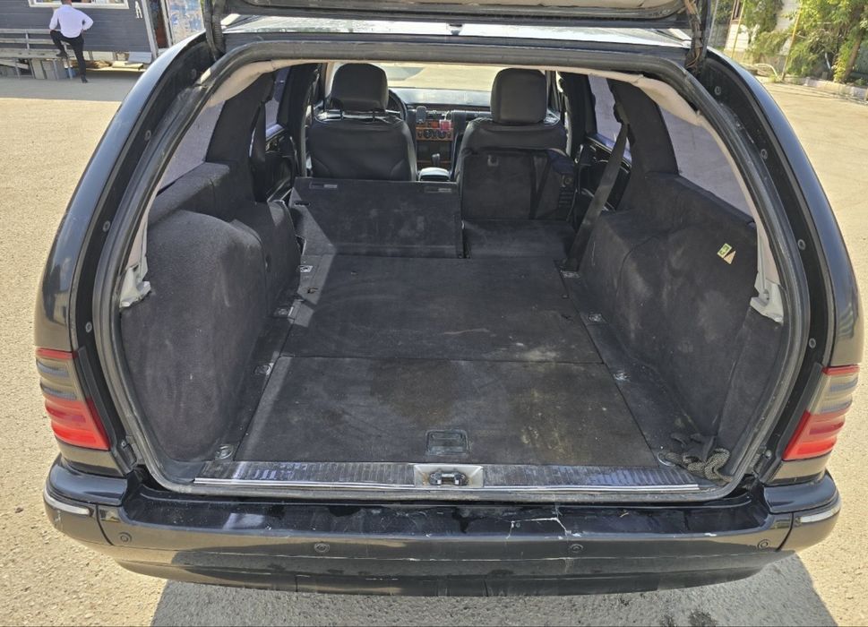 Mercedes - Benz E320 3.2
