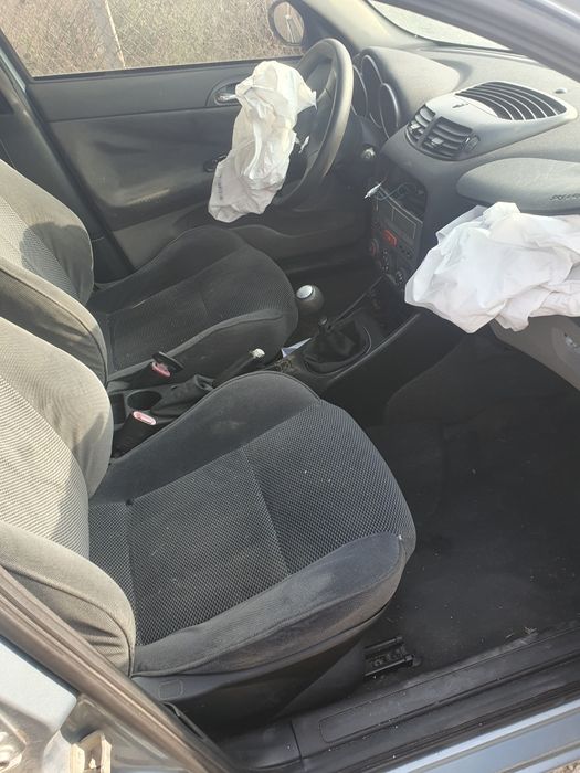 Alfa Romeo 147 1.9 JTD 115 - НА ЧАСТИ