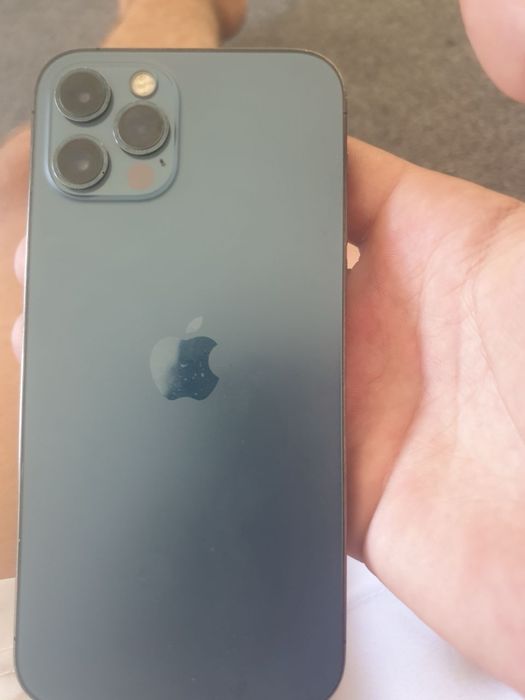 Iphone 12 pro sotiladi srochni