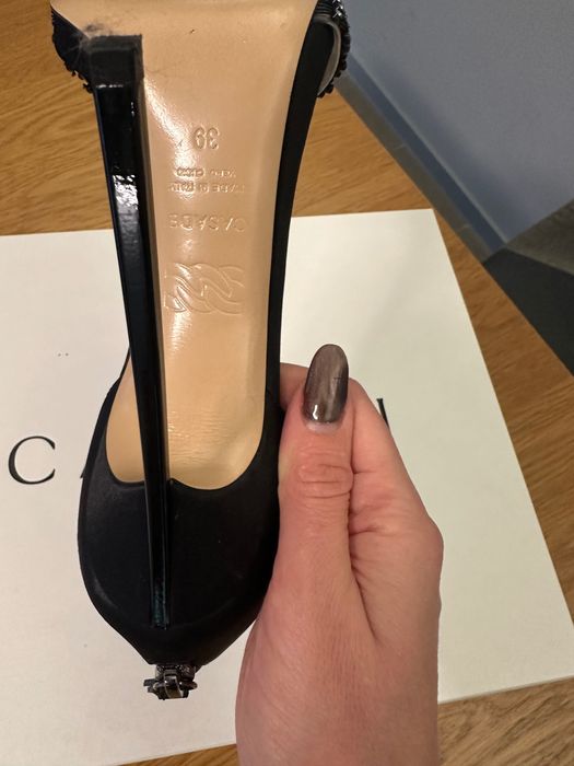 Обувки Casadei с кристали