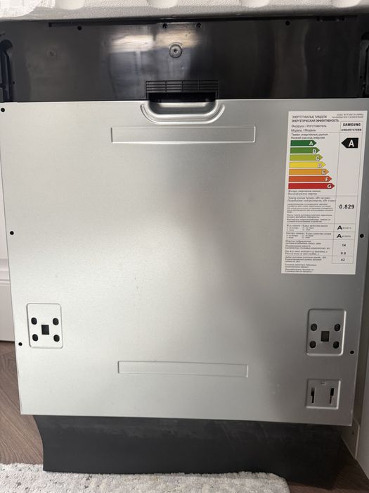 Посудомоченая машина Sumsung на запчасти