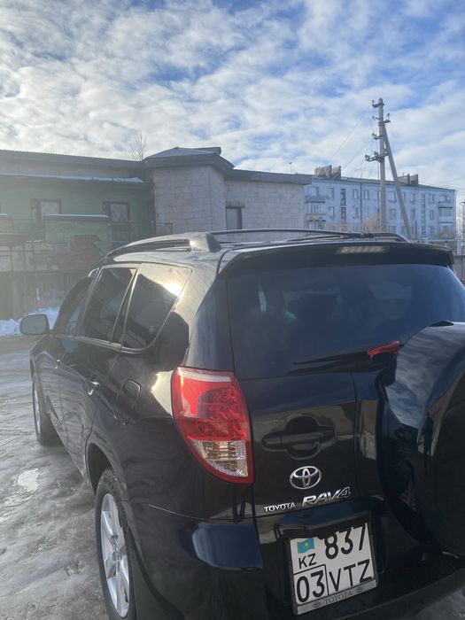 продам машину тайоту