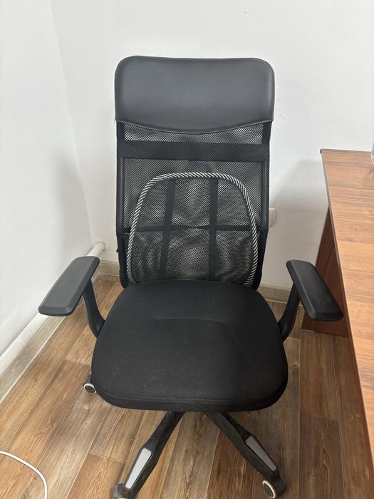 Продаю офисные мебели