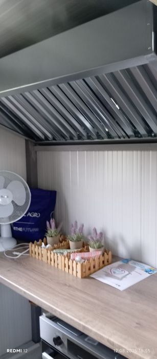 Павилион за бързо хранене