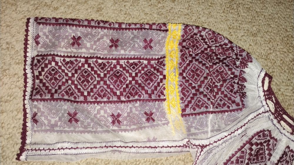 Ie tradiționala veche copii