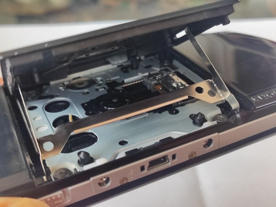 Конзола псп sony playstation psp 3004