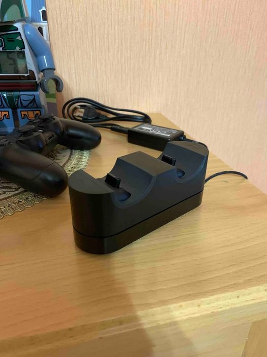 Playstation 4 slim