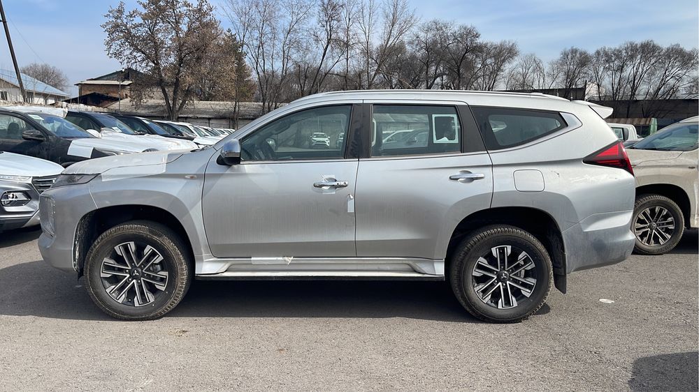 Монтеро спорт