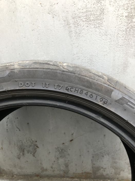 Гуми единички 215 45 18 и 225 40 18 DUNLOP Firestone летни