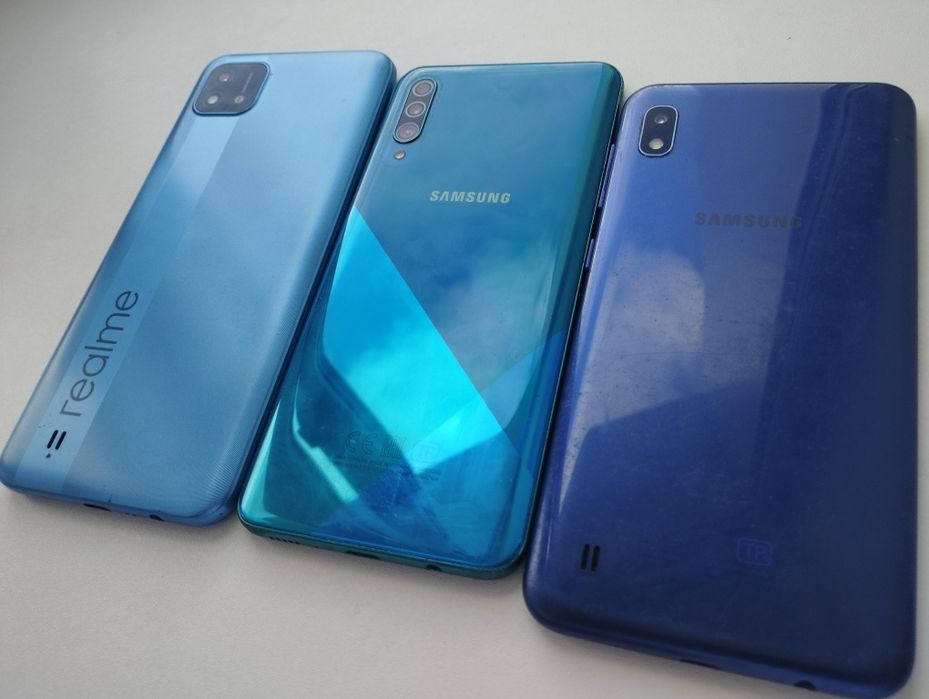 Продам  Samsung a30s realmi c11 Samsung a10