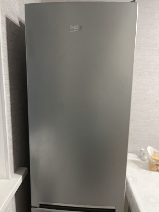 Холодильник бу в хорошем состянии