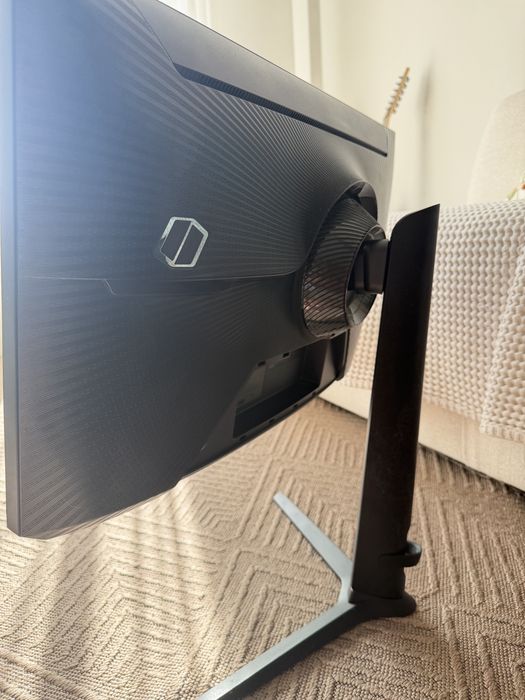 Монитор Samsung Odyssey G7  S28AG700NIXCI