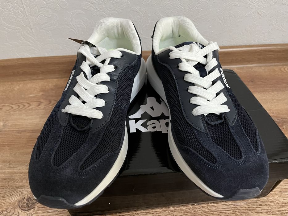 Продам крассовки размер 42