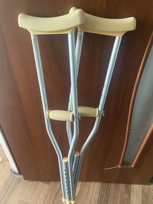 Продам костыли в отличном состоянии