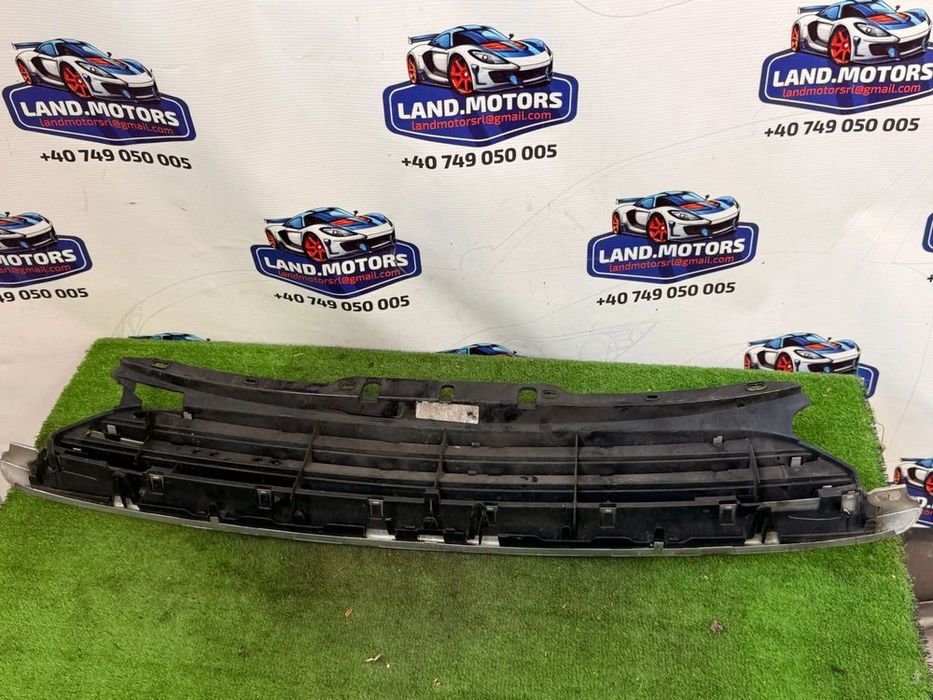 GRILA CENTRALA BARA FATA MINI COOPER D 2011 Clubman R55 LCI 1.6 DIESEL Manual BREAK COD OEM 2751291 7317264 2010-2016