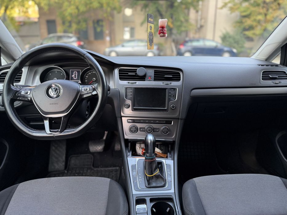 VOLKSWAGEN Golf 2018 — imagine 5