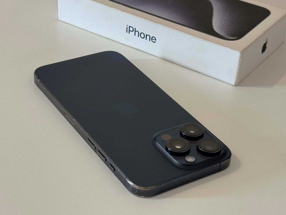 Бартер!iPhone 15 Pro Black Max Blue Titanium (Син) 79% Батерия.