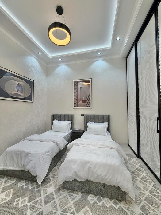 3-комнатная квартира с ремонтом в ЖК Oq Saroy Deluxe, центр