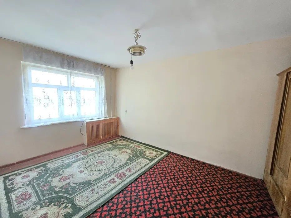 Срочно! Квартира на Саламатина -Мчс 1/2/4 общ пл 28м,балкон есть