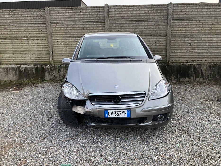 Мерцедес А170 бензин Mercedes a170 На части