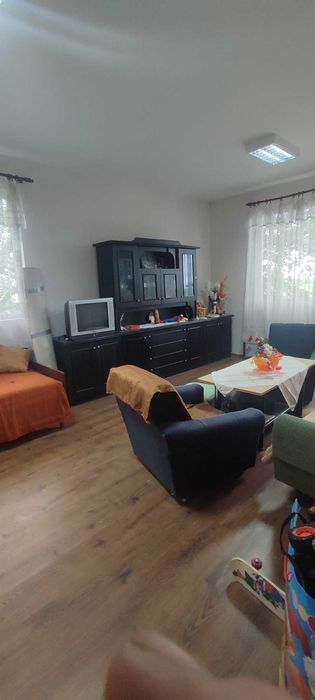 Дава се под наем Къща в с. Пъдарско, Област Пловдив - 300 кв.м за 45000 € - Снимка #7