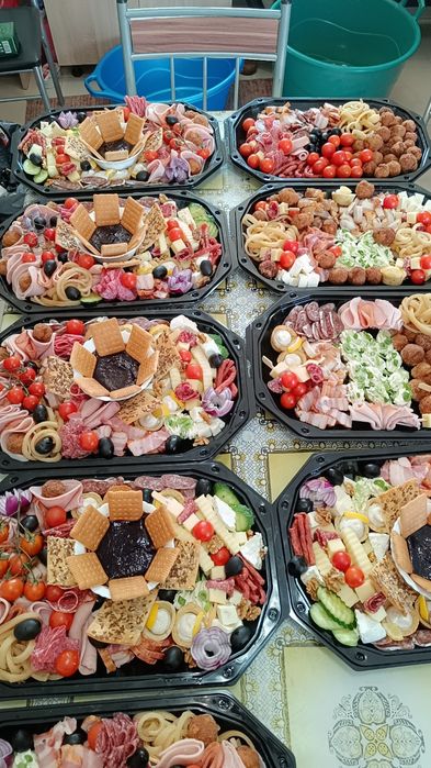 Bucatari pentru orice tip de eveniment