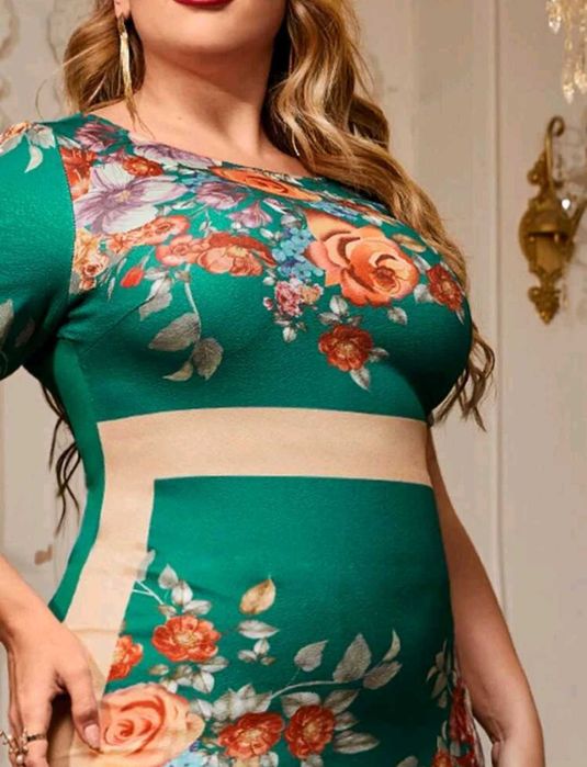 Флорална зелена рокля макси