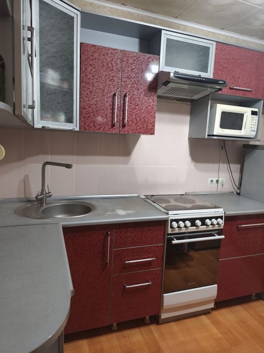 Продам кухонный гарнитур.