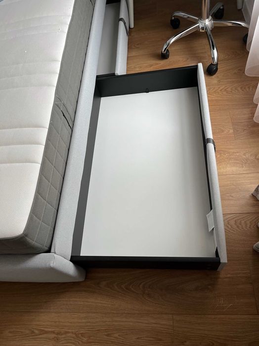Легло IKEA (140х200 см)+ Матрак