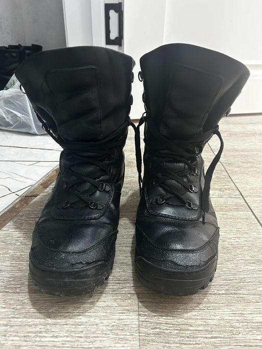 Продам Б/У зимние берцы 42 размера