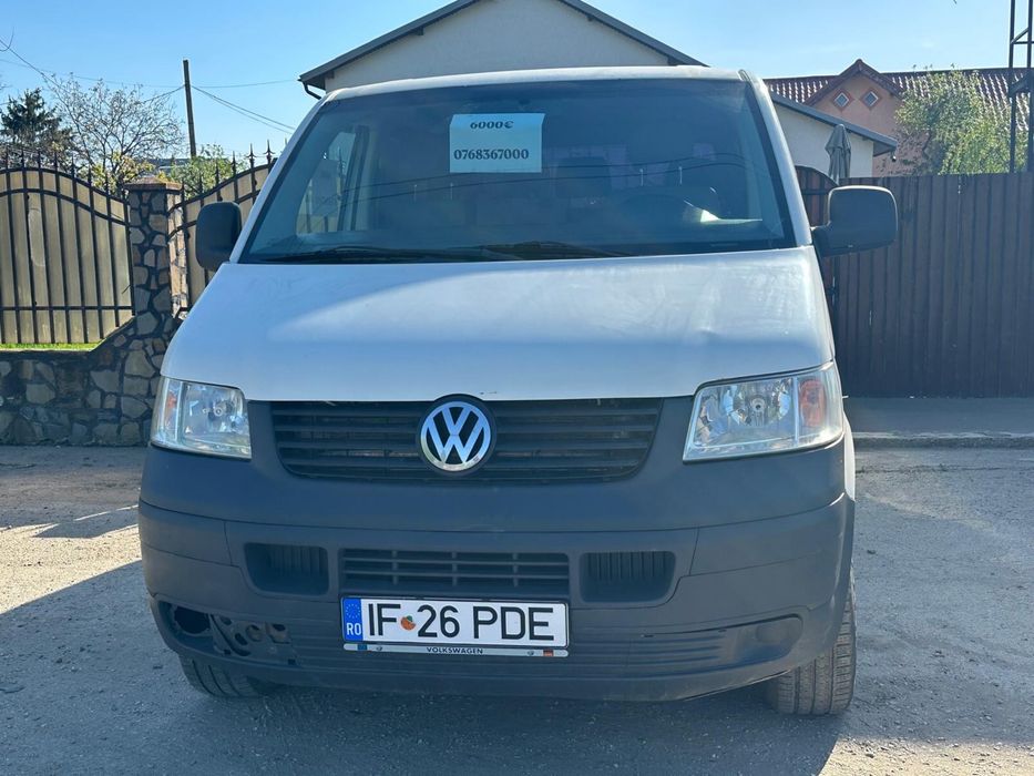 VOLKSWAGEN Transporter