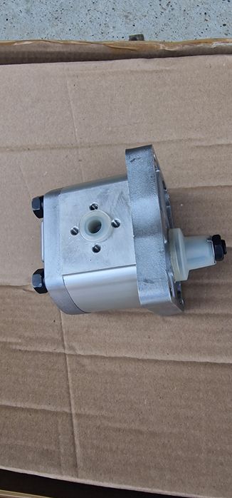 Pompa hidraulica servo direcție fiat 715 pret 650 lei se poate trimite