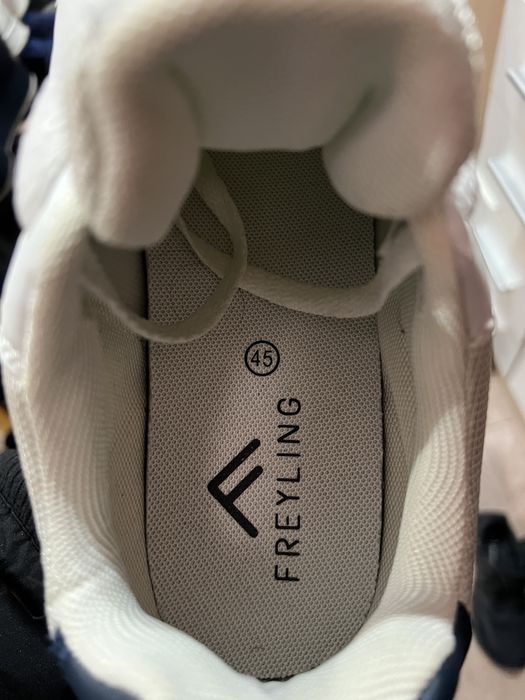 МАРКОВИ Обувки 45 номер