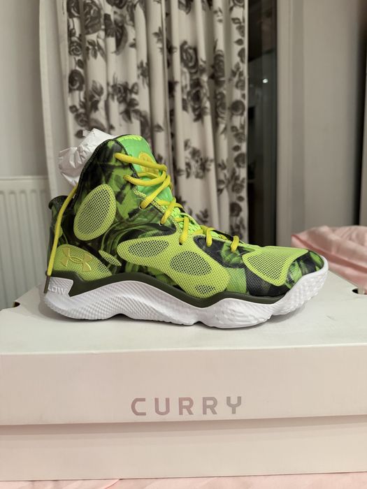 adidasi under armour curry spawn flotro