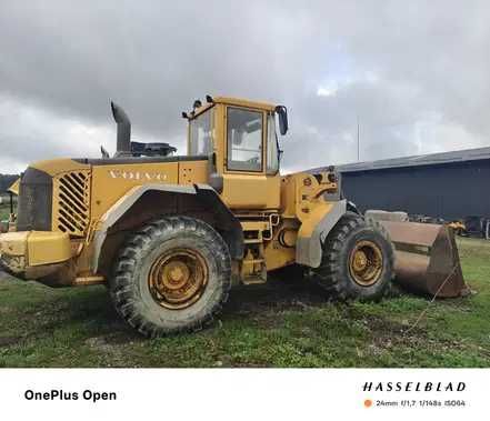 Piese Volvo L110 cilindru hidraulic