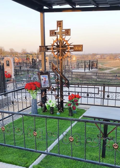 Памятники оградки облогораживание могил