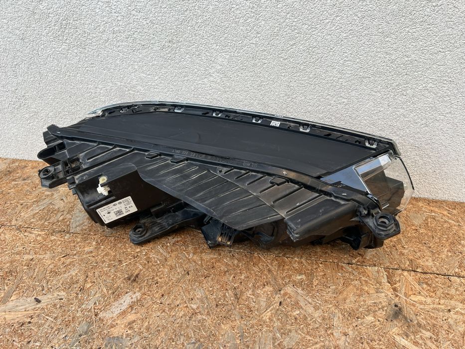 Far stanga VW Touareg CR7 Full LED 2019+ Original Europa