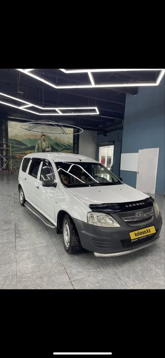 Продам боковые подножки(пороги)