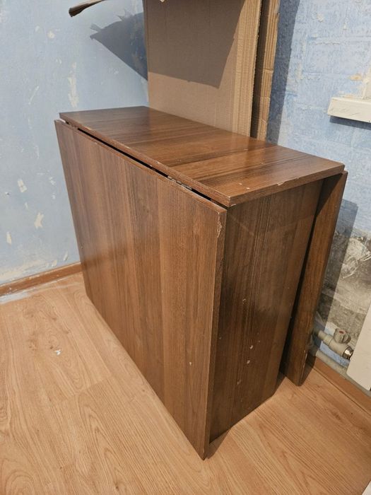 Раскладной стол коричневый