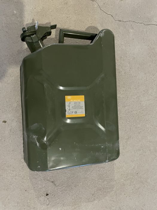 Канистра 10л. Продается