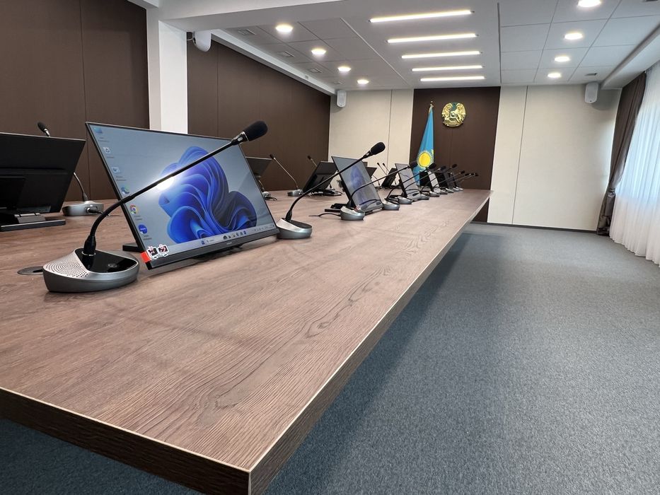 Конференц-залы под ключ LED-экраны, звук, ВКС, микрофоны