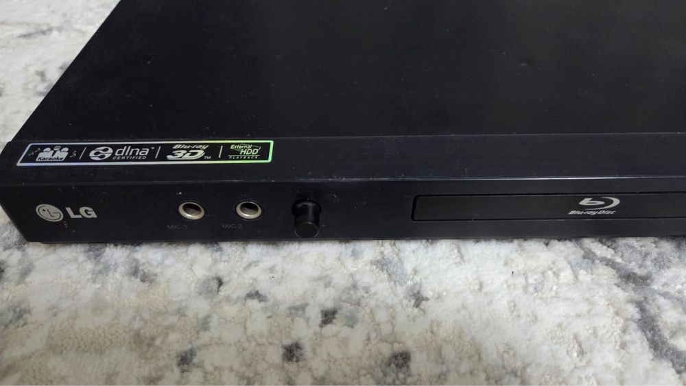 проигрыватель Blu-Ray