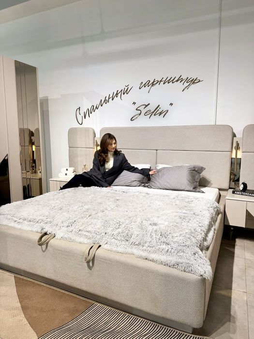 Спальный гарнитур