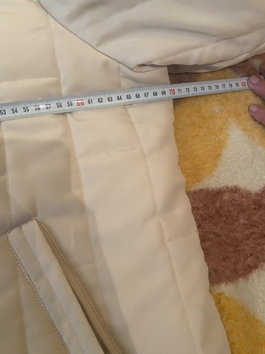 Голямо дамско бяло/бежово Зимно яке 2ХL