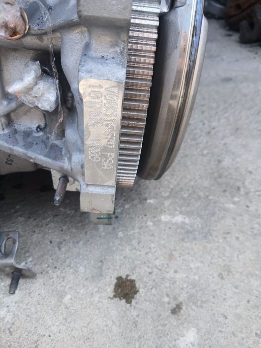 Motor Peugeot 208 2008 3008 Fiat 600 an 2025 1.2 benzină hibrid cod HN09